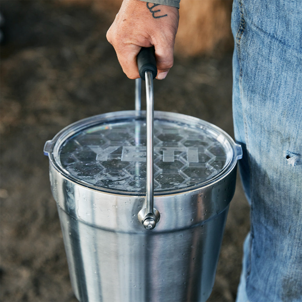 YETI Rambler Beverage Bucket with Lid
