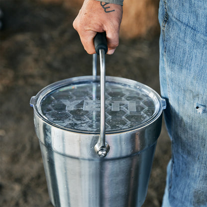 YETI Rambler Beverage Bucket with Lid