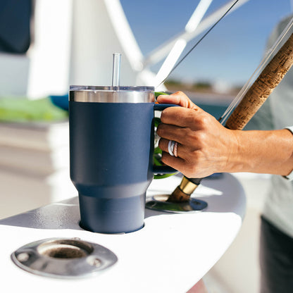 YETI Rambler 35 oz Mug 2.0 with Straw Lid