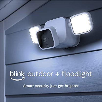 Blink Outdoor 3rd Gen + Floodlight - wireless, 2-year battery life, HD floodlight mount and smart security camera, 700 lumens, motion detection, set up in minutes - 1 camera kit (White)