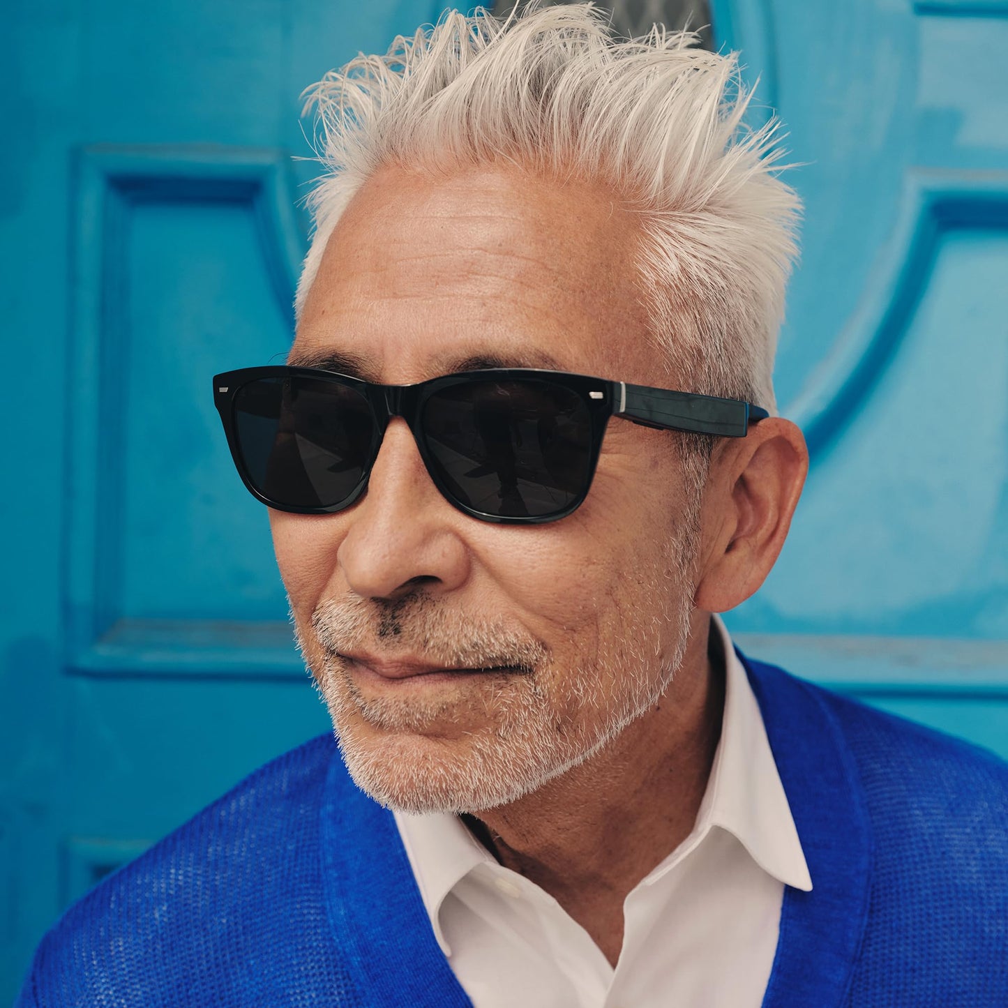 Amazon Echo Frames (newest model), Smart glasses with Alexa, Cat Eye frames in Brown Tortoise with gradient sunglass lenses