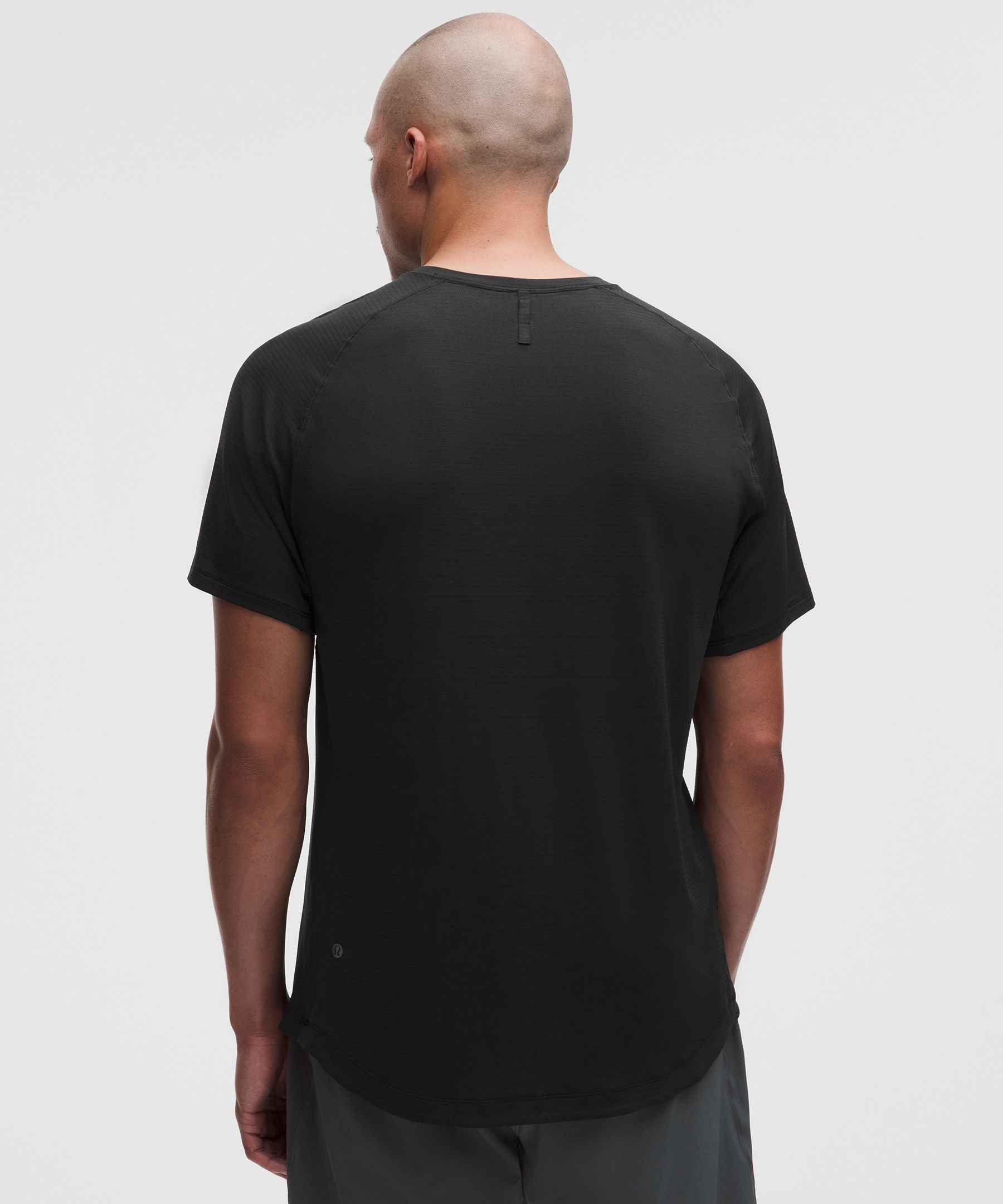lululemon Men's License to Train Short-Sleeve Shirt