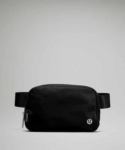 lululemon Everywhere Belt Bag