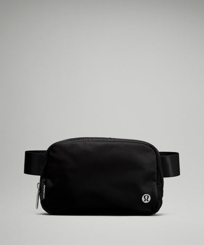 lululemon Everywhere Belt Bag