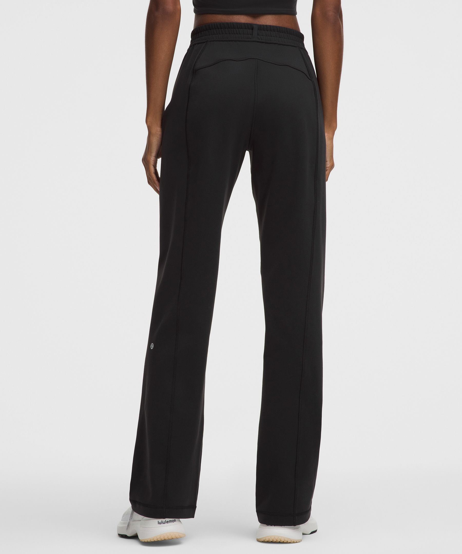 lululemon Women's Define Mid-Rise Track Pant Luon