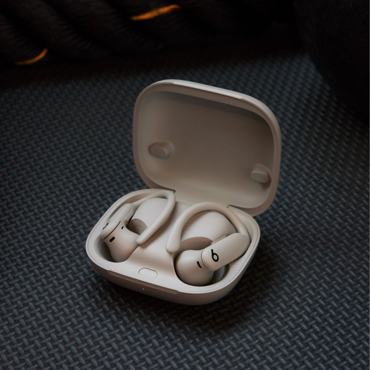 Beats Powerbeats Pro 2 Wireless Noise Cancelling Earbuds - Quick Sand