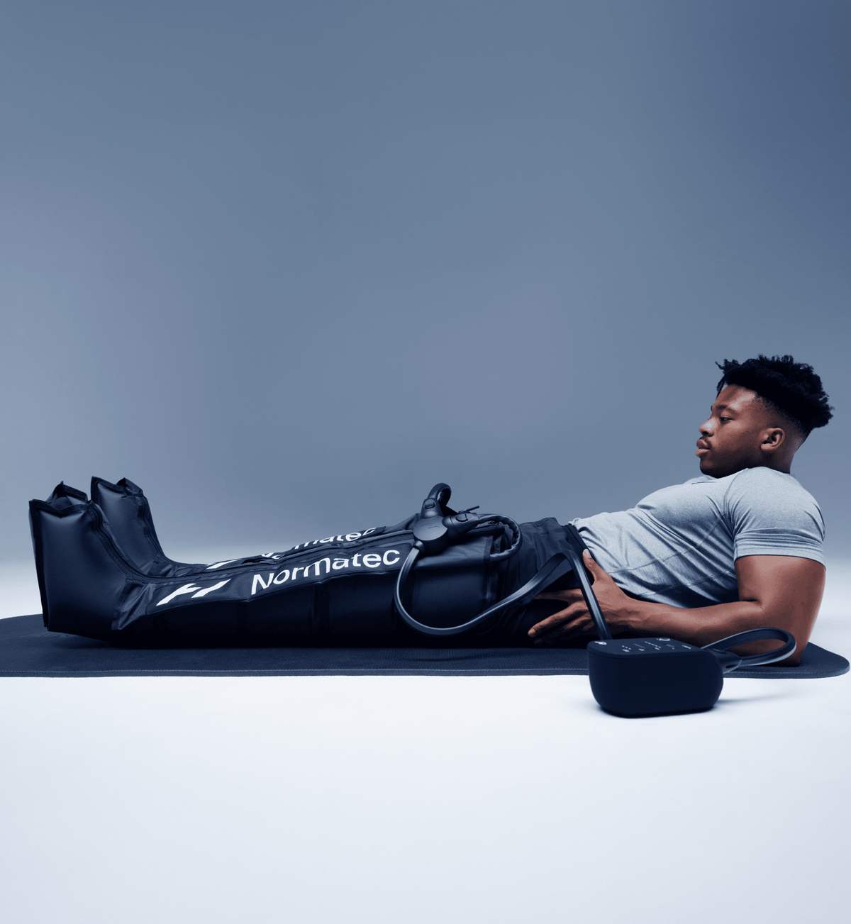 Hyperice Normatec 3 Leg Recovery System Air Compression