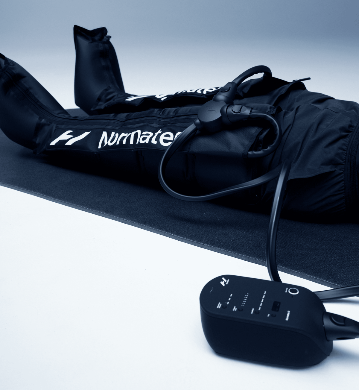 Hyperice Normatec 3 Leg Recovery System Air Compression