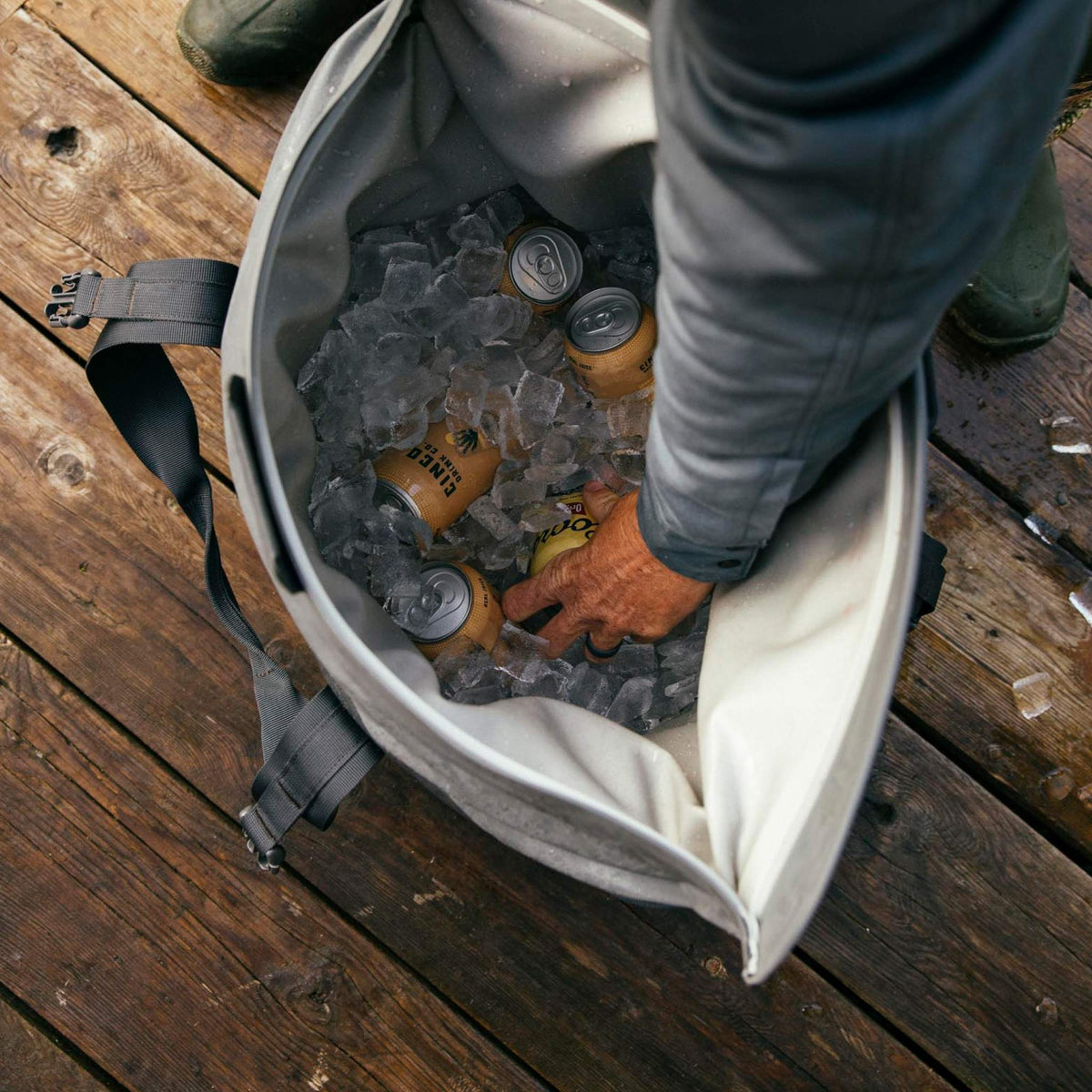 YETI Hopper M30 Soft Cooler Tote